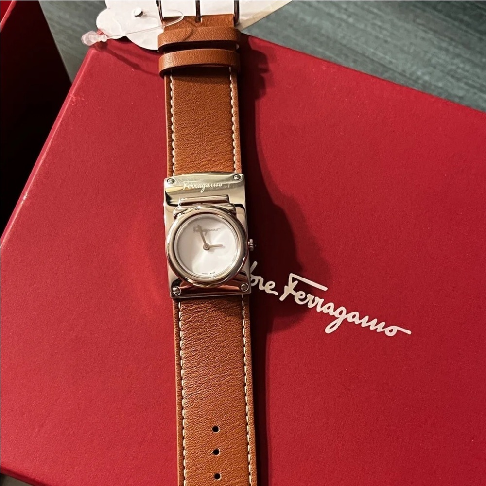 Salvatore Ferragamo WATCH BOXYS BROWN LEATHER NEW WITH BOX - Picture 4 of 10